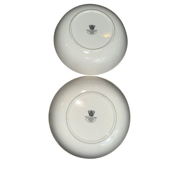 2 Royal Stafford Christmas Fireplace Cereal, Pasta, Soup Bowl 9" - Picture 7 of 7